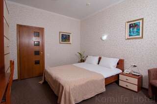 Отель Komilfo Hotel Кишинёв Стандартный двухместный номер с 1 кроватью-1
